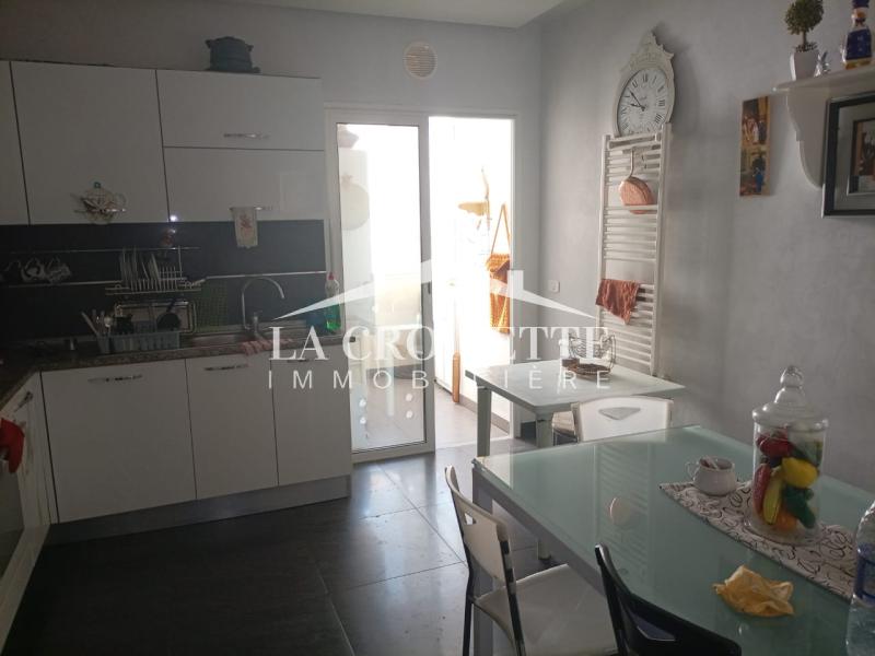 Appartement meublé S+3 à Ain Zaghouan Nord